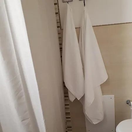 Imbriani 24 * Noci